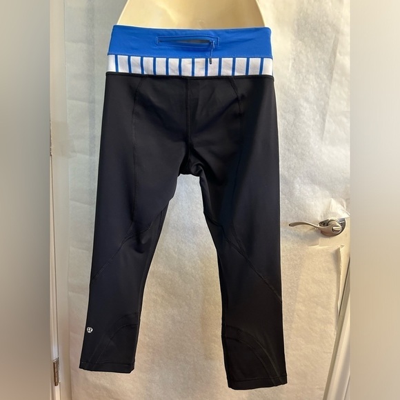 Lululemon Run Inspire Crop II workout legging pants Sz-6. F5 - Picture 2 of 10